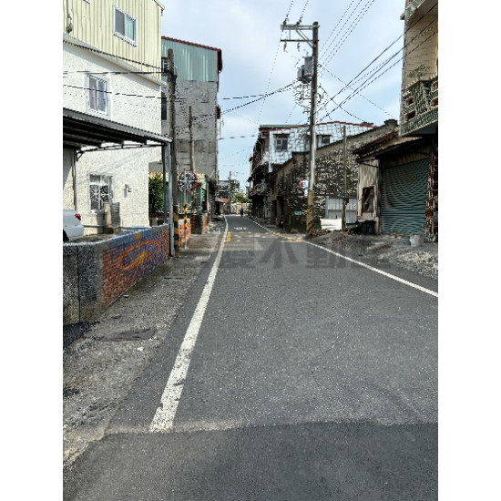 高雄岡山潭底臨路6米美建地