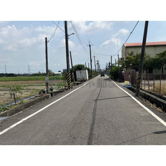 高雄路竹四通八達方正農地