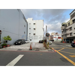 高雄鼓山機能完善方正建地