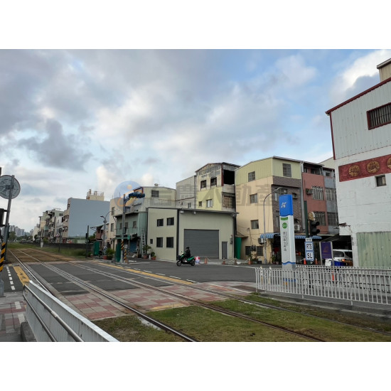 高雄鼓山機能完善方正建地