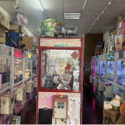 高雄岡山富麗天廈1+2+3樓鈔機能黃金金店面A