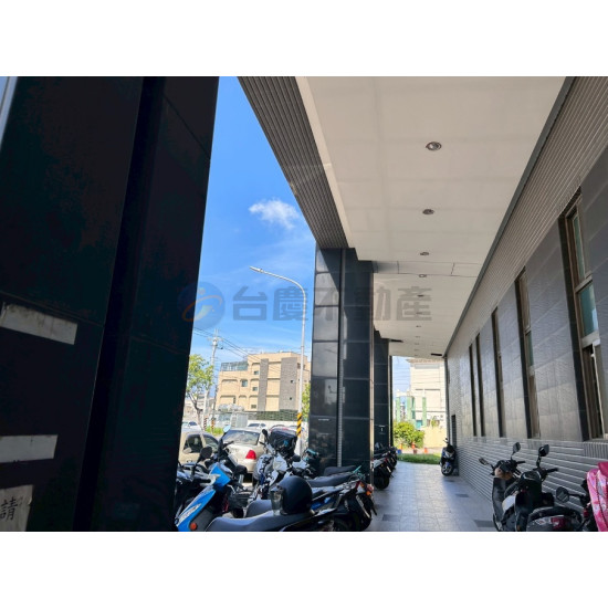 台南仁德近嘉藥學區菁英會館嘉藥館投資套房A