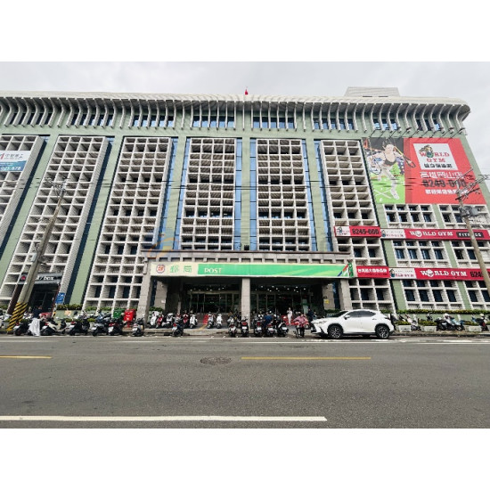 高雄岡山人潮市中心商業黃金地段文武百業首選商業用地 高雄岡山人潮市中心商業黃金地段文武百業首選商業用地