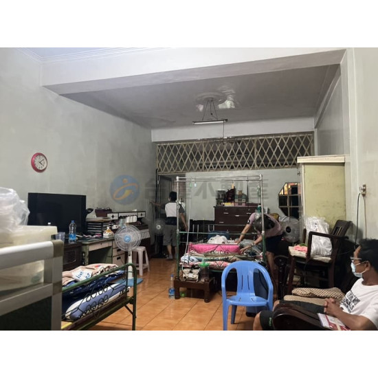 高雄左營勝利路大面寬第二種特定商業店面