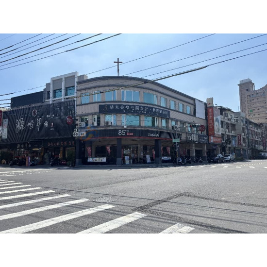 高雄岡山前鋒商圈甜甜價.五米活巷.需整理.增值透天
